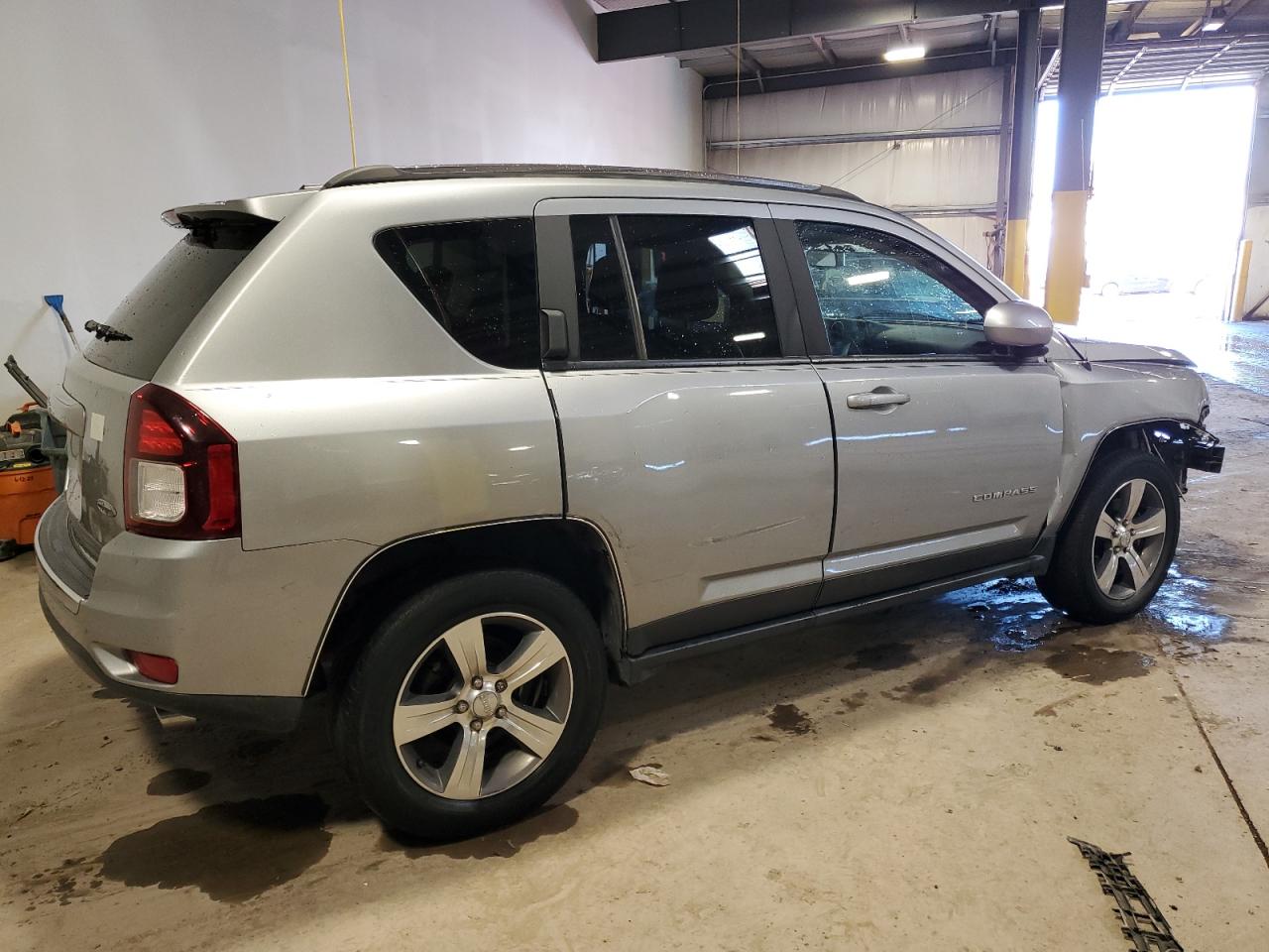 Photo 2 VIN: 1C4NJDEB8GD730598 - JEEP COMPASS 