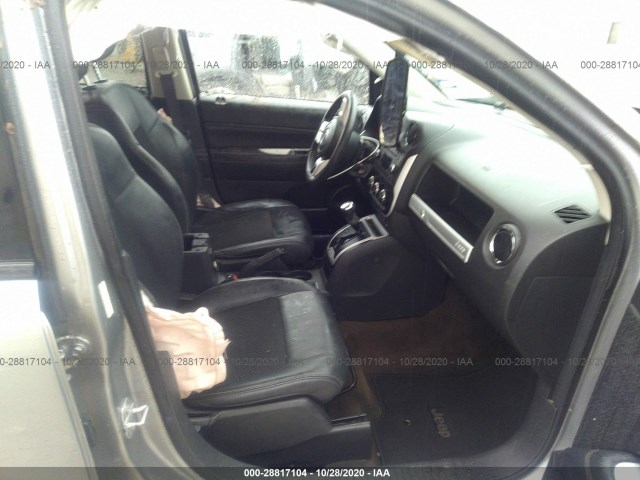 Photo 4 VIN: 1C4NJDEB8GD758109 - JEEP COMPASS 