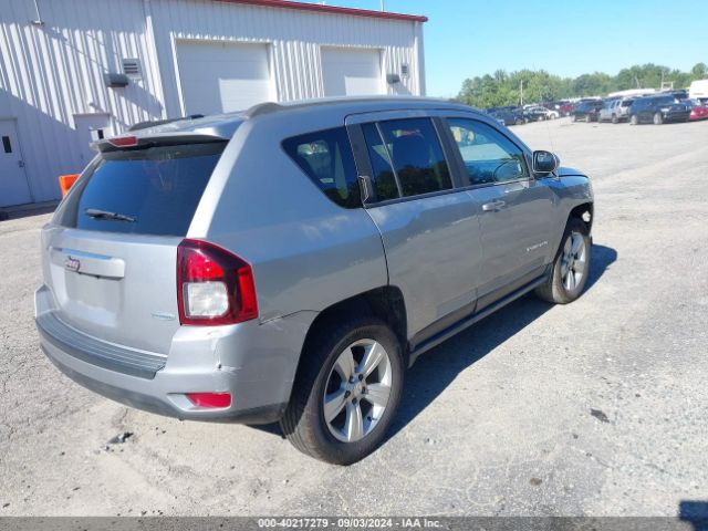 Photo 3 VIN: 1C4NJDEB8GD762550 - JEEP COMPASS 