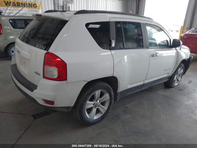 Photo 3 VIN: 1C4NJDEB9DD234575 - JEEP COMPASS 