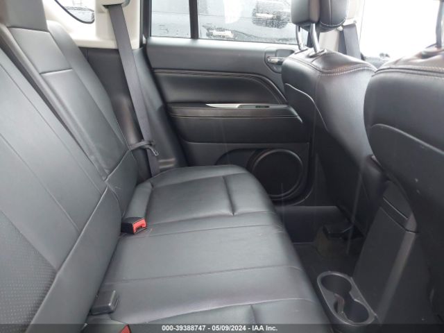 Photo 7 VIN: 1C4NJDEB9GD733817 - JEEP COMPASS 