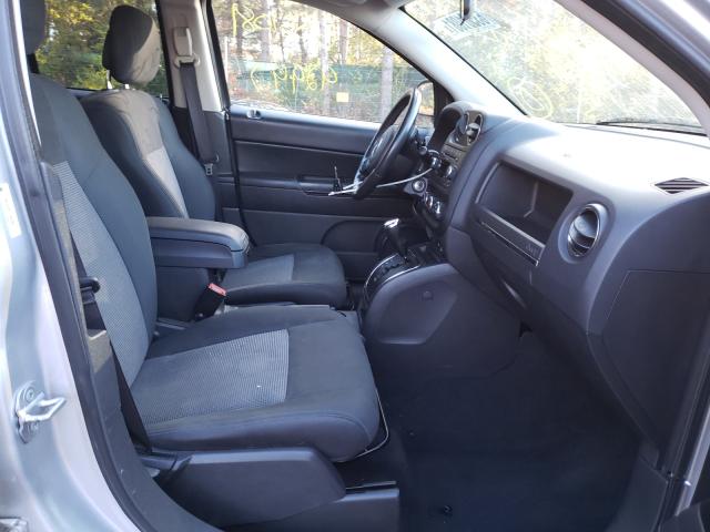 Photo 4 VIN: 1C4NJDEBXCD589396 - JEEP COMPASS 