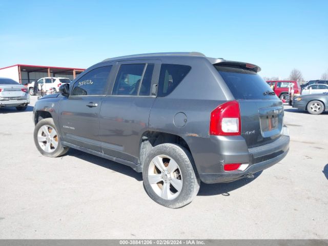 Photo 2 VIN: 1C4NJDEBXCD624261 - JEEP COMPASS 