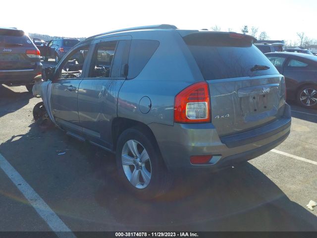 Photo 2 VIN: 1C4NJDEBXDD249098 - JEEP COMPASS 