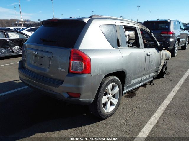 Photo 3 VIN: 1C4NJDEBXDD249098 - JEEP COMPASS 