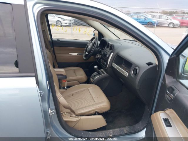 Photo 4 VIN: 1C4NJDEBXED531050 - JEEP COMPASS 