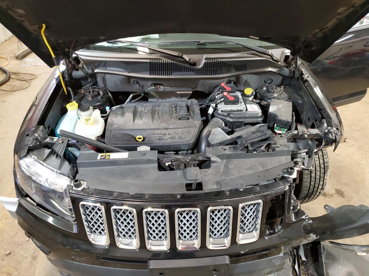 Photo 11 VIN: 1C4NJDEBXFD232448 - JEEP COMPASS 