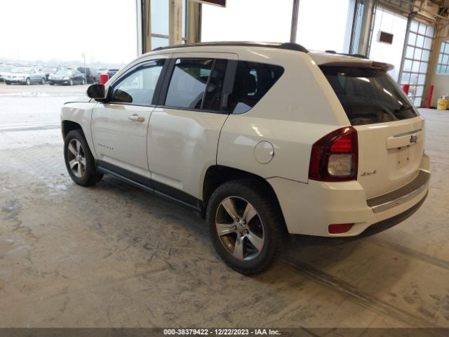 Photo 2 VIN: 1C4NJDEBXGD664202 - JEEP COMPASS 