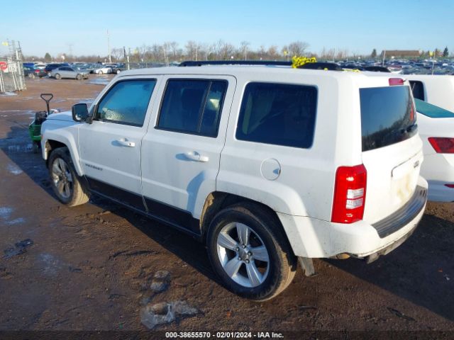 Photo 2 VIN: 1C4NJPAB3ED805793 - JEEP PATRIOT 