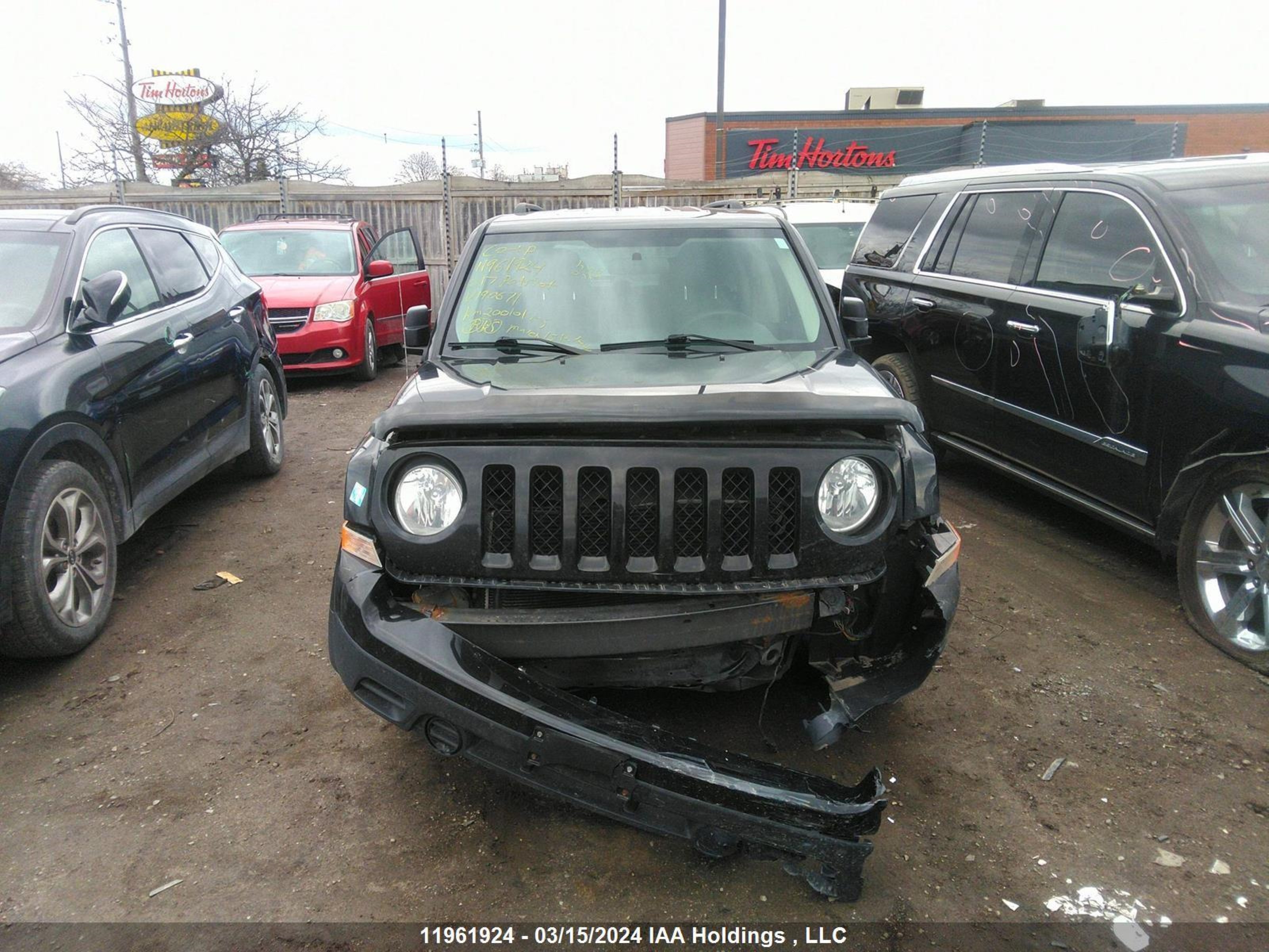 Photo 11 VIN: 1C4NJPAB7HD190671 - JEEP LIBERTY (PATRIOT) 