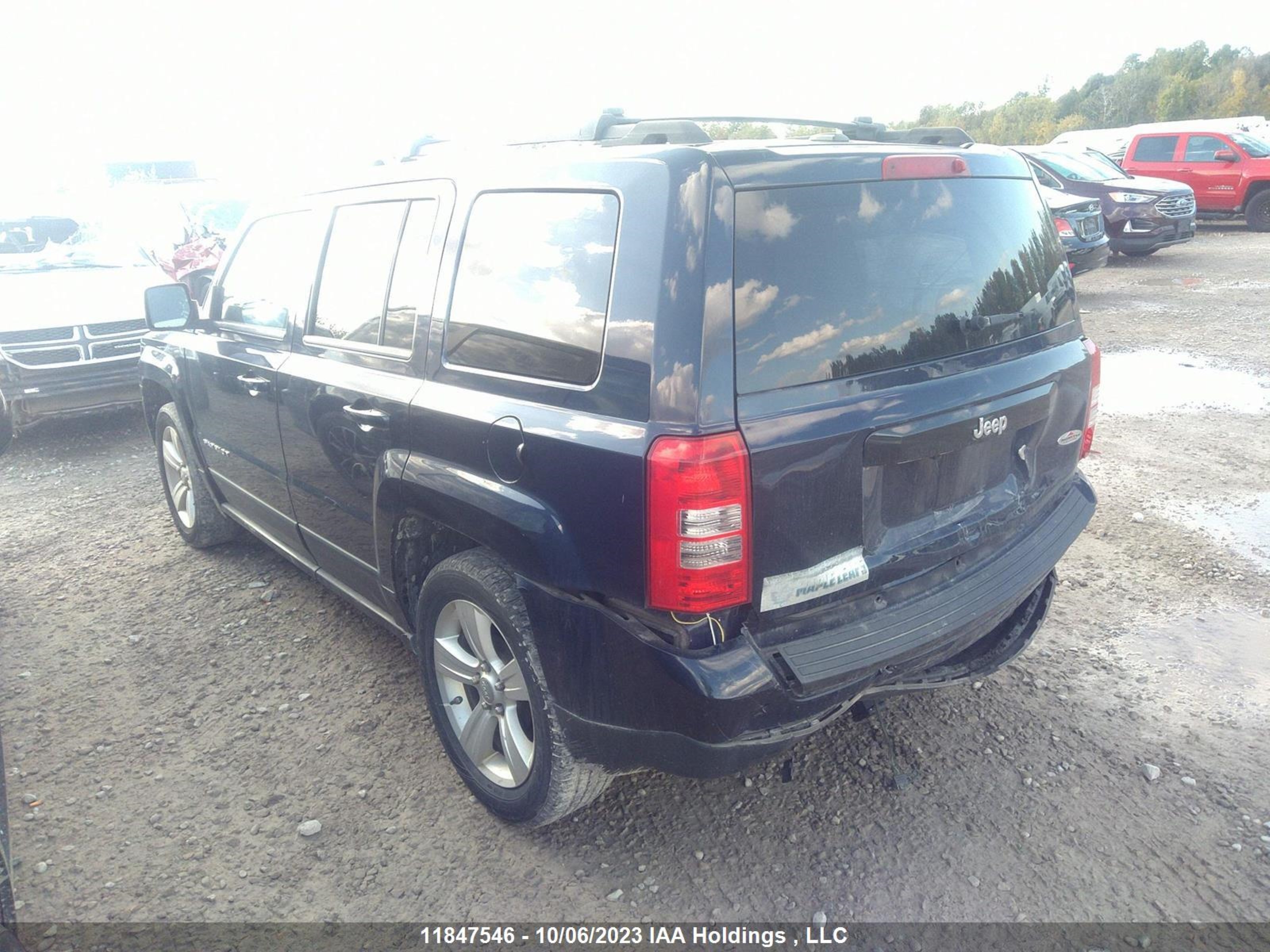 Photo 2 VIN: 1C4NJPAB9DD115772 - JEEP LIBERTY (PATRIOT) 