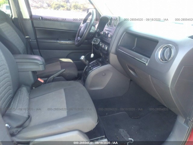 Photo 4 VIN: 1C4NJPBA0CD526126 - JEEP PATRIOT 