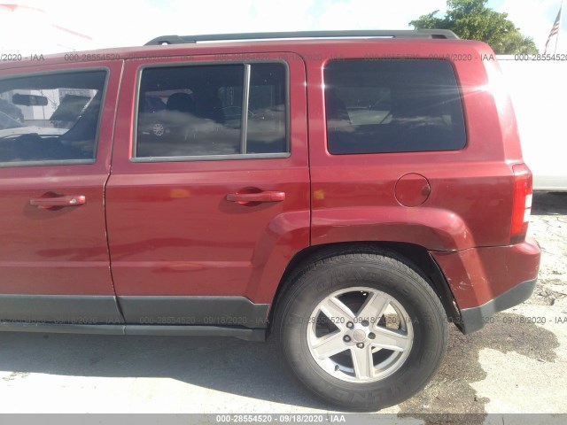 Photo 5 VIN: 1C4NJPBA0CD526126 - JEEP PATRIOT 