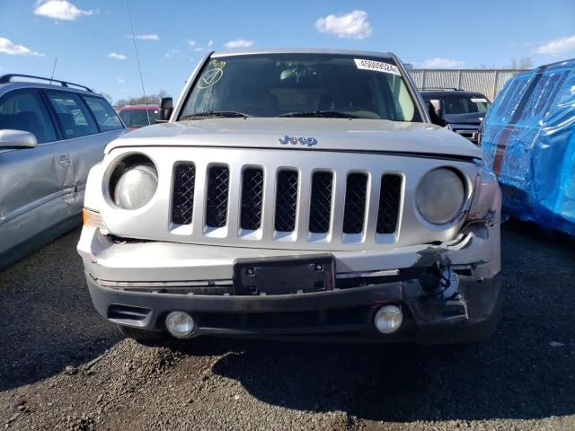 Photo 4 VIN: 1C4NJPBA0CD594460 - JEEP PATRIOT SP 