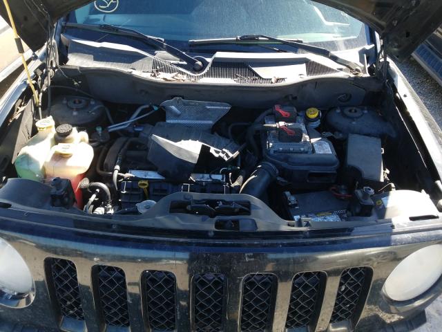 Photo 6 VIN: 1C4NJPBA0CD617140 - JEEP PATRIOT SP 