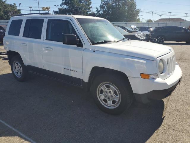 Photo 3 VIN: 1C4NJPBA0ED772208 - JEEP PATRIOT 