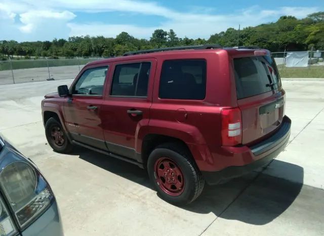 Photo 2 VIN: 1C4NJPBA0GD622800 - JEEP PATRIOT 