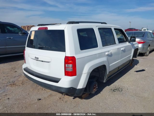 Photo 3 VIN: 1C4NJPBA0HD149983 - JEEP PATRIOT 