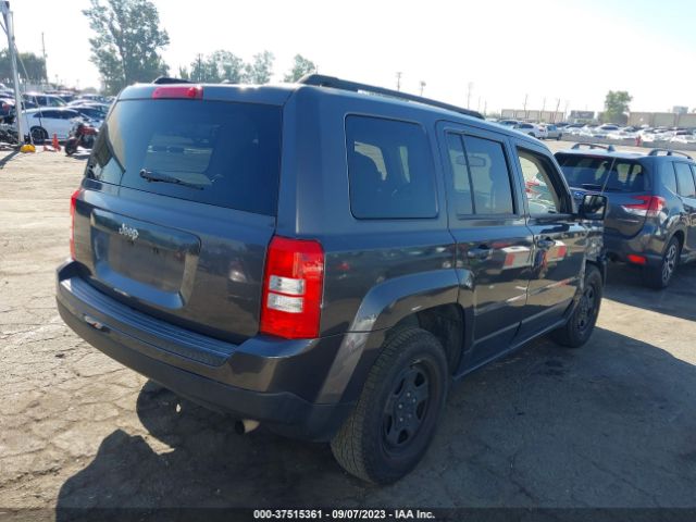 Photo 3 VIN: 1C4NJPBA0HD212483 - JEEP PATRIOT 