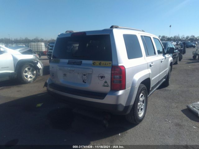 Photo 3 VIN: 1C4NJPBA1CD674222 - JEEP PATRIOT 