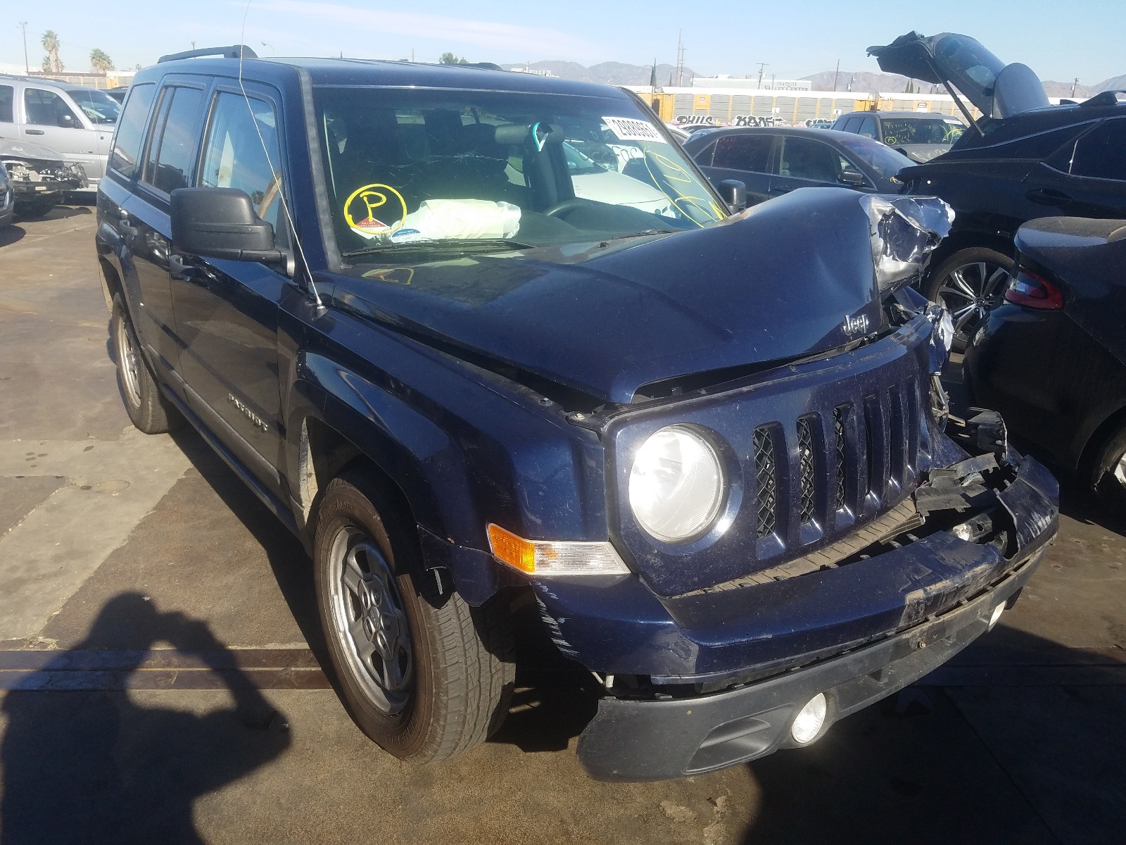 Photo 0 VIN: 1C4NJPBA1CD685186 - JEEP PATRIOT SP 