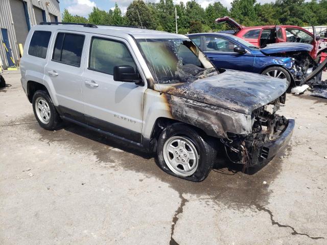 Photo 3 VIN: 1C4NJPBA1DD165832 - JEEP PATRIOT SP 