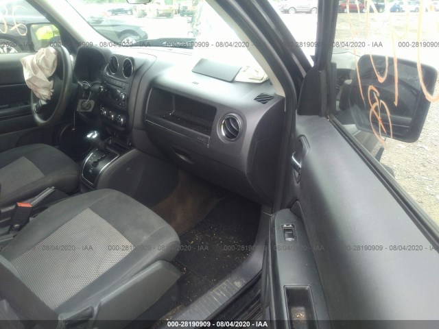 Photo 4 VIN: 1C4NJPBA1ED703771 - JEEP PATRIOT 