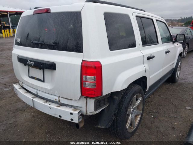 Photo 3 VIN: 1C4NJPBA1ED890722 - JEEP PATRIOT 