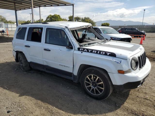 Photo 3 VIN: 1C4NJPBA1GD562266 - JEEP PATRIOT 