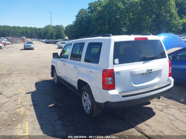 Photo 2 VIN: 1C4NJPBA1GD678132 - JEEP PATRIOT 