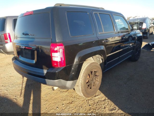 Photo 5 VIN: 1C4NJPBA1GD722565 - JEEP PATRIOT 