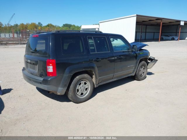 Photo 3 VIN: 1C4NJPBA1GD769451 - JEEP PATRIOT 