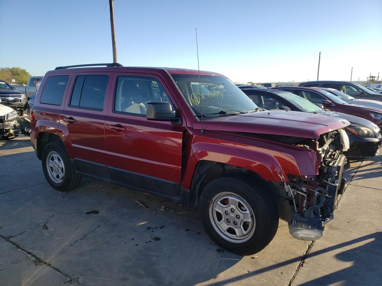 Photo 3 VIN: 1C4NJPBA2FD304773 - JEEP LIBERTY (PATRIOT) 