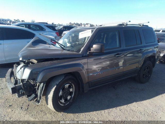 Photo 1 VIN: 1C4NJPBA2GD528031 - JEEP PATRIOT 