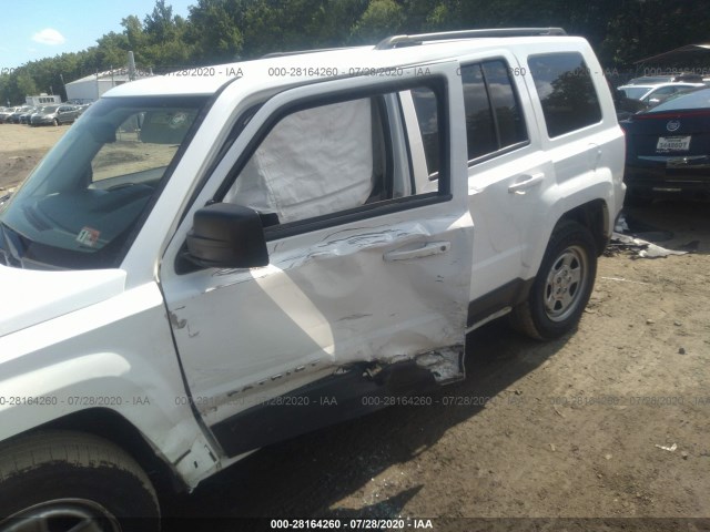 Photo 5 VIN: 1C4NJPBA2GD613077 - JEEP PATRIOT 