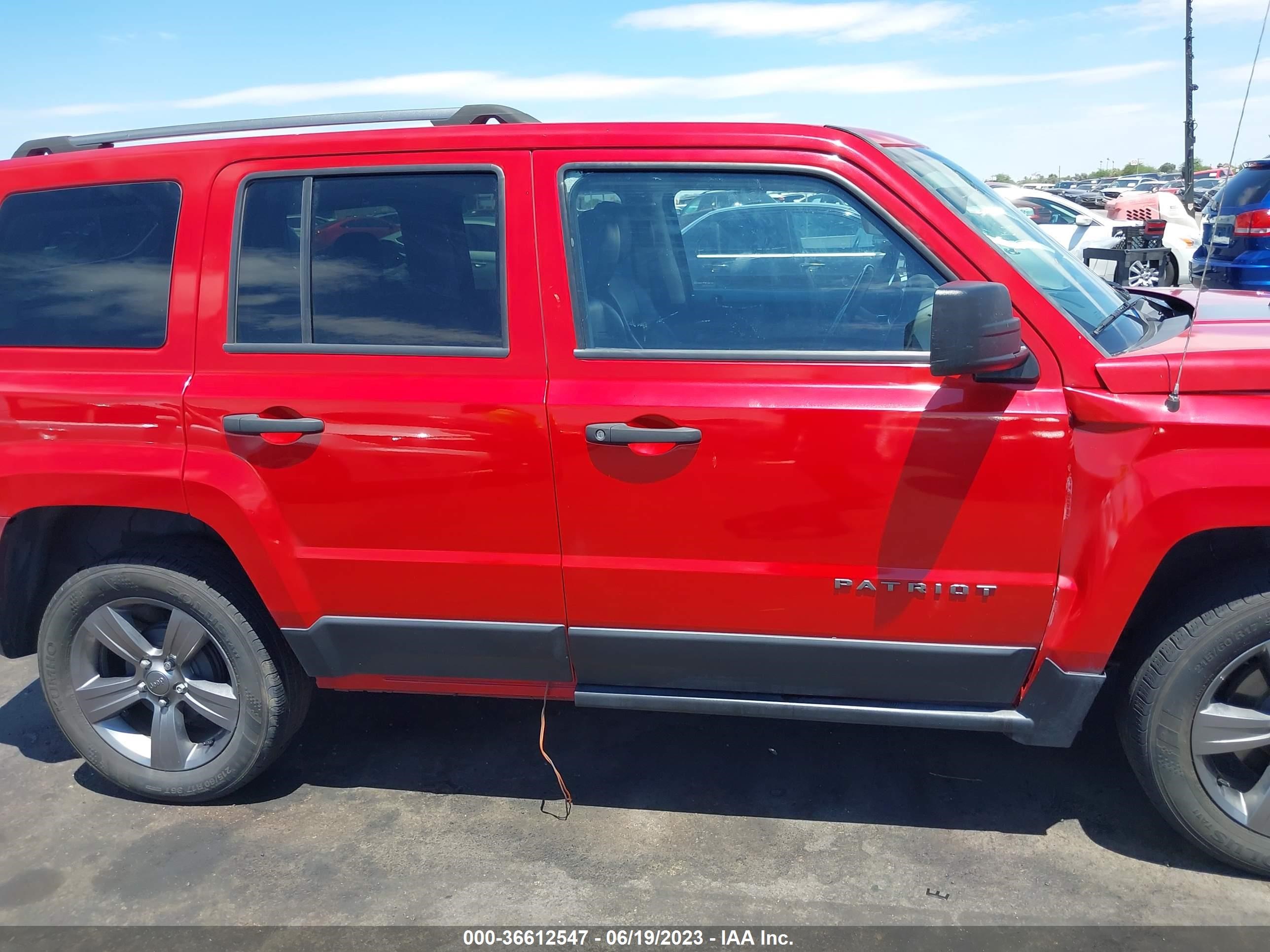 Photo 12 VIN: 1C4NJPBA2GD787991 - JEEP LIBERTY (PATRIOT) 