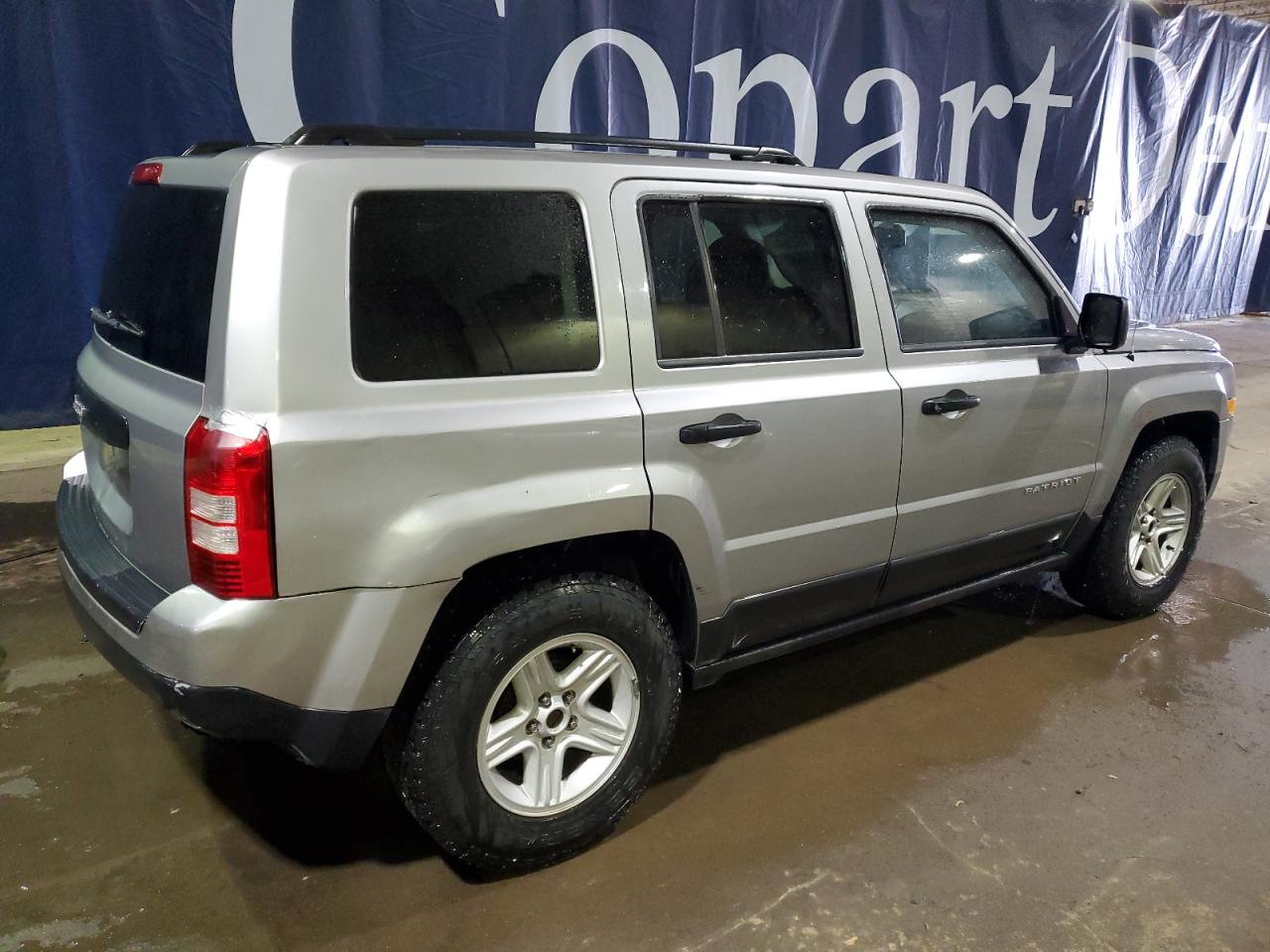 Photo 2 VIN: 1C4NJPBA2GD815322 - JEEP LIBERTY (PATRIOT) 