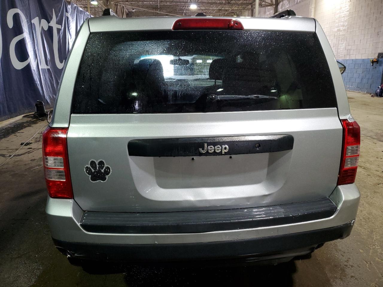 Photo 5 VIN: 1C4NJPBA2GD815322 - JEEP LIBERTY (PATRIOT) 