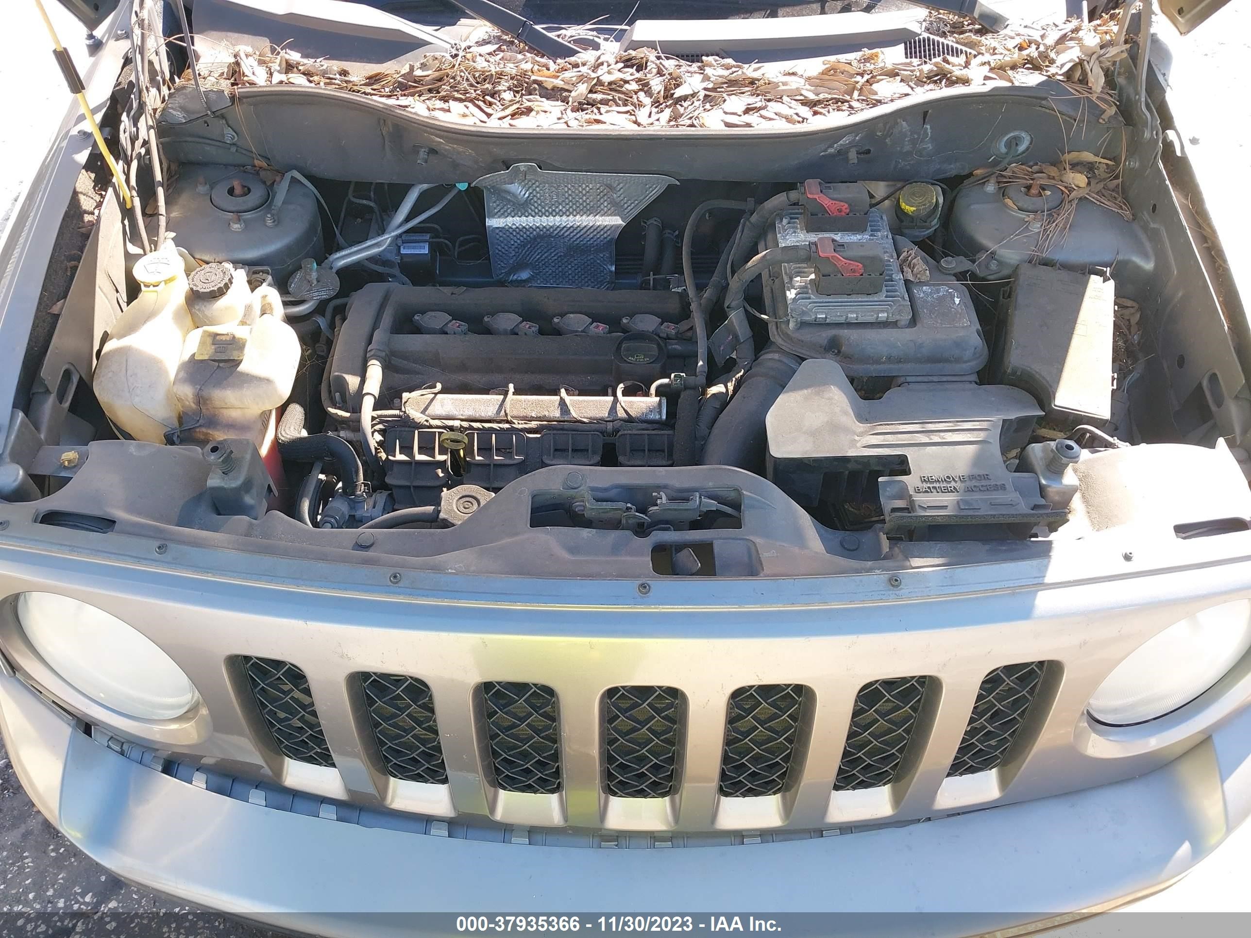 Photo 9 VIN: 1C4NJPBA3ED552657 - JEEP LIBERTY (PATRIOT) 