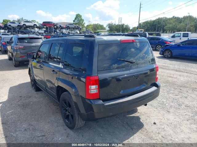 Photo 2 VIN: 1C4NJPBA3FD106817 - JEEP PATRIOT 