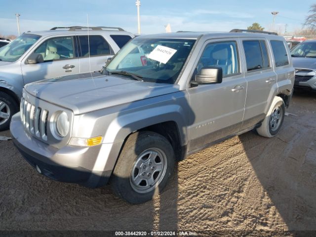 Photo 1 VIN: 1C4NJPBA3FD156438 - JEEP PATRIOT 