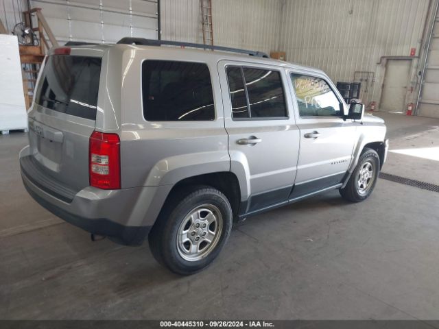 Photo 3 VIN: 1C4NJPBA3FD418636 - JEEP PATRIOT 