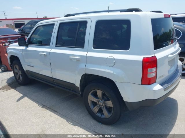 Photo 2 VIN: 1C4NJPBA3GD601519 - JEEP PATRIOT 