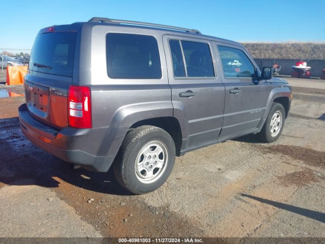 Photo 3 VIN: 1C4NJPBA3GD815359 - JEEP PATRIOT 