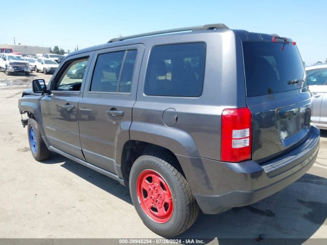 Photo 2 VIN: 1C4NJPBA3HD140601 - JEEP PATRIOT 