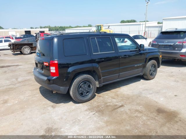 Photo 3 VIN: 1C4NJPBA3HD209853 - JEEP PATRIOT 