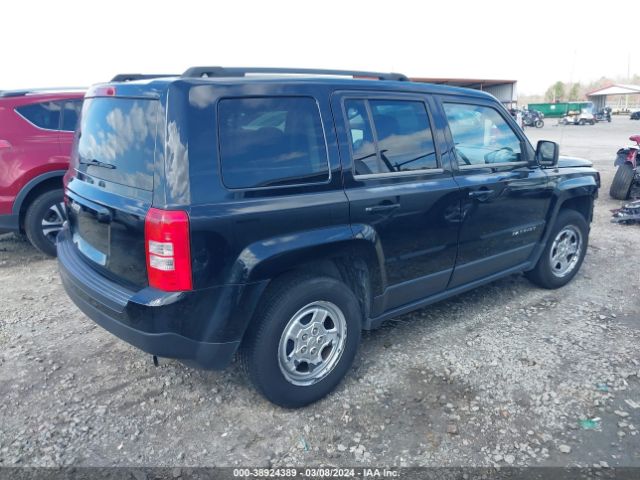 Photo 3 VIN: 1C4NJPBA4ED552683 - JEEP PATRIOT 