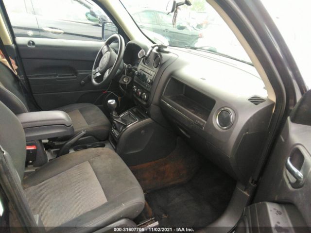 Photo 4 VIN: 1C4NJPBA4ED561027 - JEEP PATRIOT 