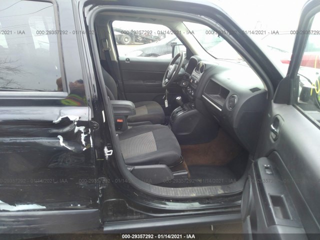 Photo 4 VIN: 1C4NJPBA4ED812449 - JEEP PATRIOT 