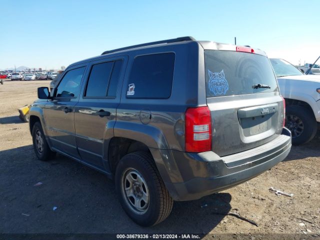 Photo 2 VIN: 1C4NJPBA4FD400145 - JEEP PATRIOT 